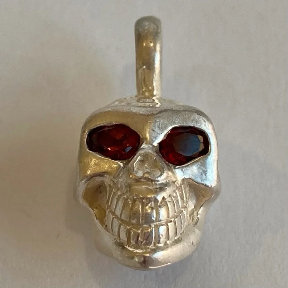925 Sterling Silver Skull with Ruby Eyes Pendant Necklace